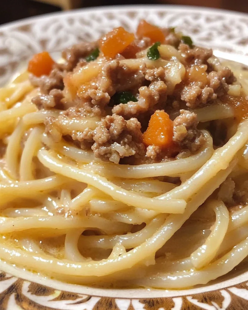 Delicious bowl of ragù bianco served with pasta
