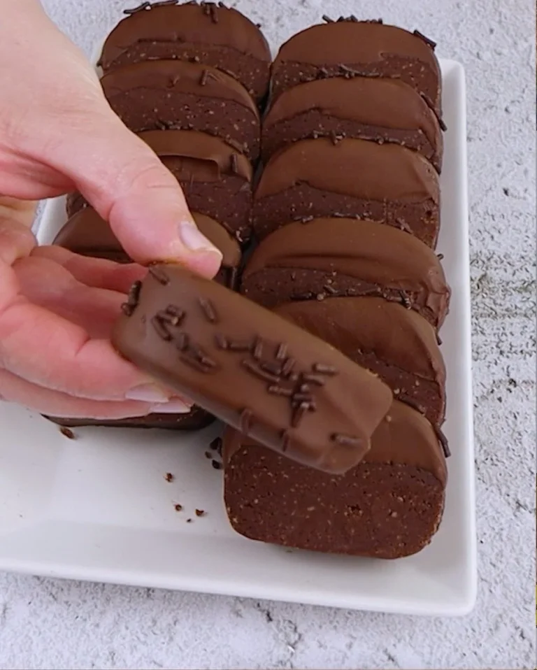 Dolcetto senza cottura, dessert facile e delizioso fatto in casa