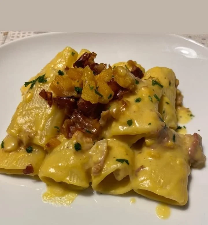 Paccheri con crema di zucca e speck