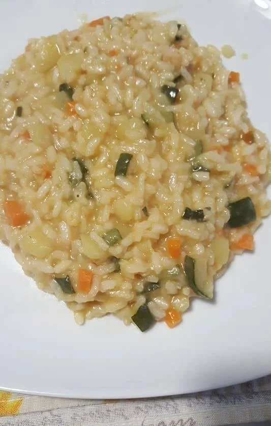 Riso con zucchine, carote e patate